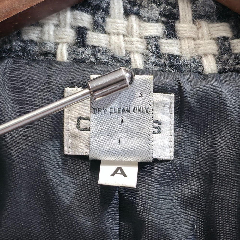 Chico's Women's Black/White Wool Blend Full Zip Weave Jacket Size 2-(L or XL) - Picture 3 of 9